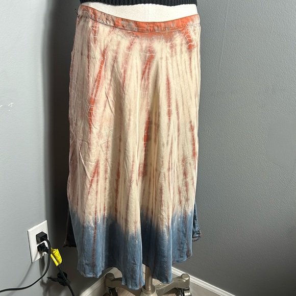 ABS Allen Schwartz Silk Tie Die Midi Skirt size 12 - Picture 3 of 16